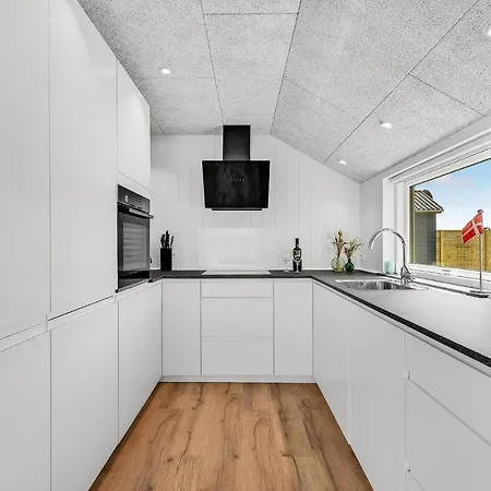 Casa de Férias Three-bedroom In Hvide Sande